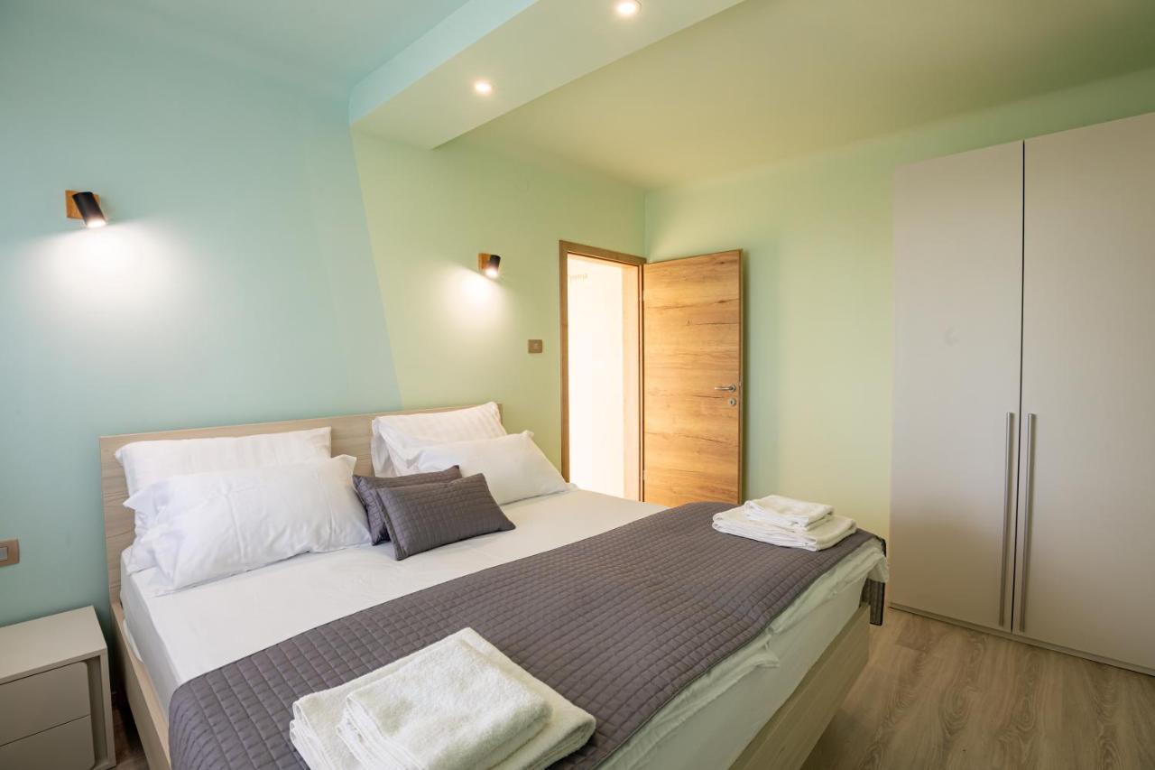 Adriatic Bay Apartments Portorož Buitenkant foto