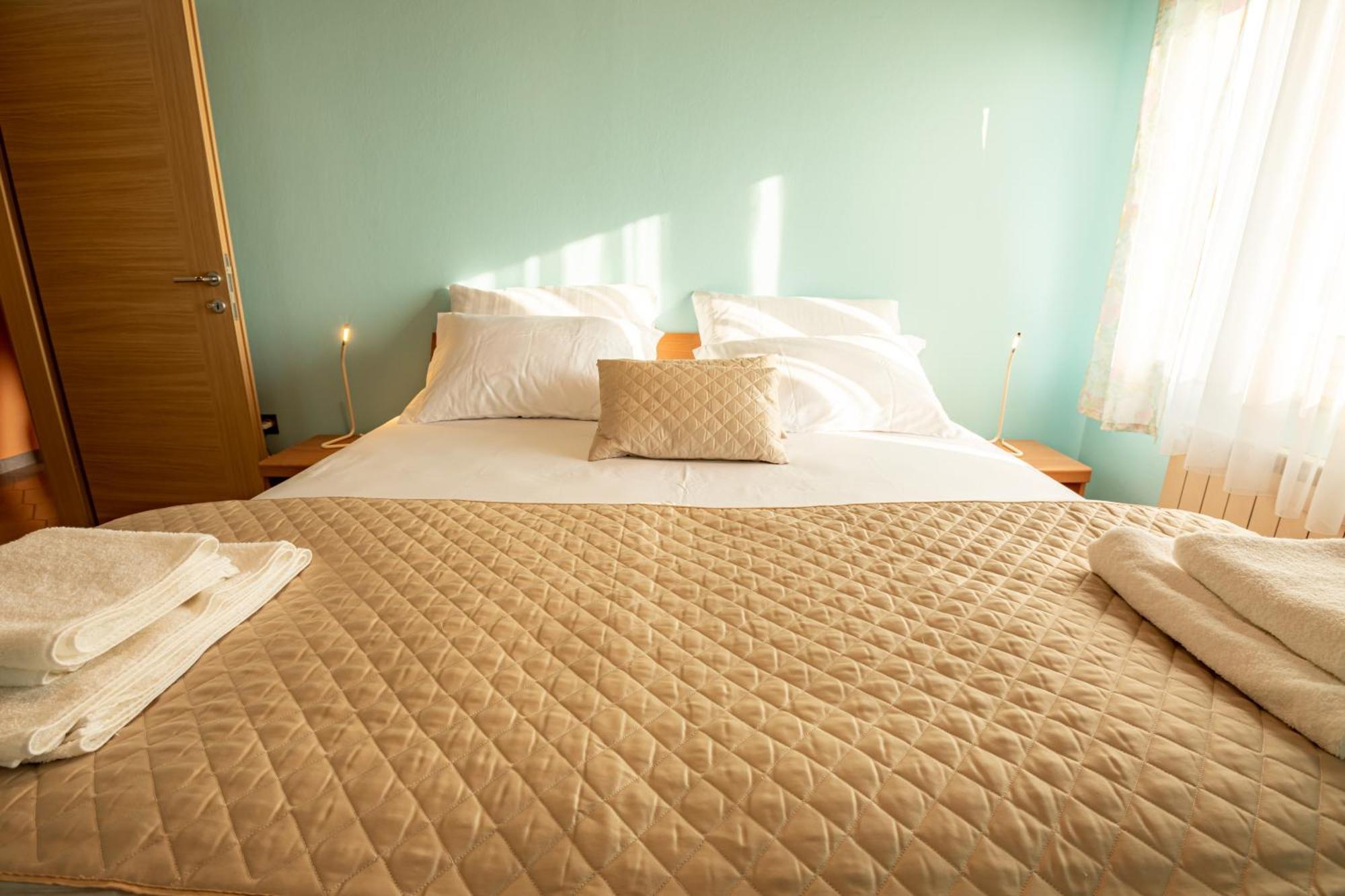 Adriatic Bay Apartments Portorož Kamer foto