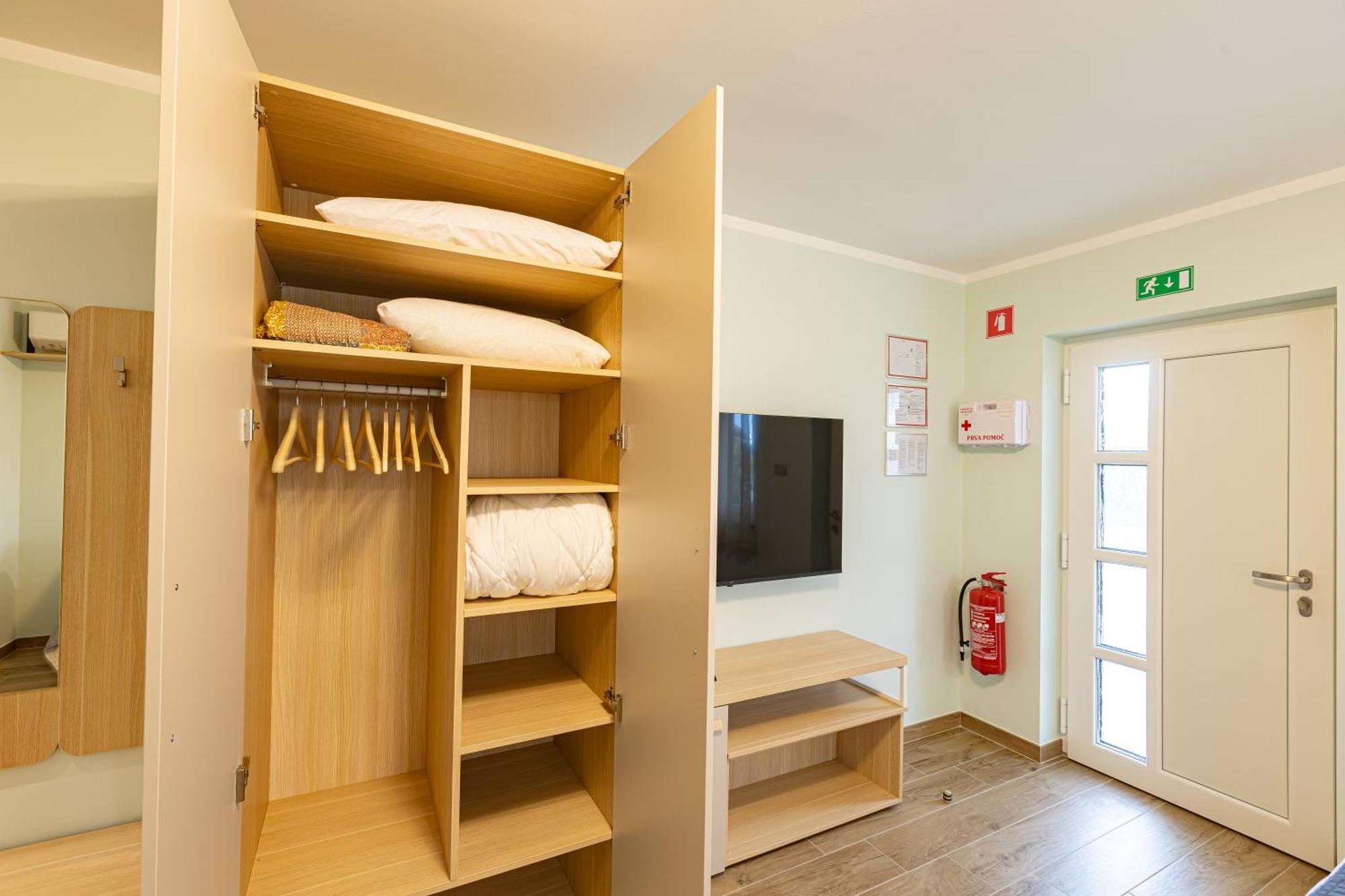 Adriatic Bay Apartments Portorož Buitenkant foto